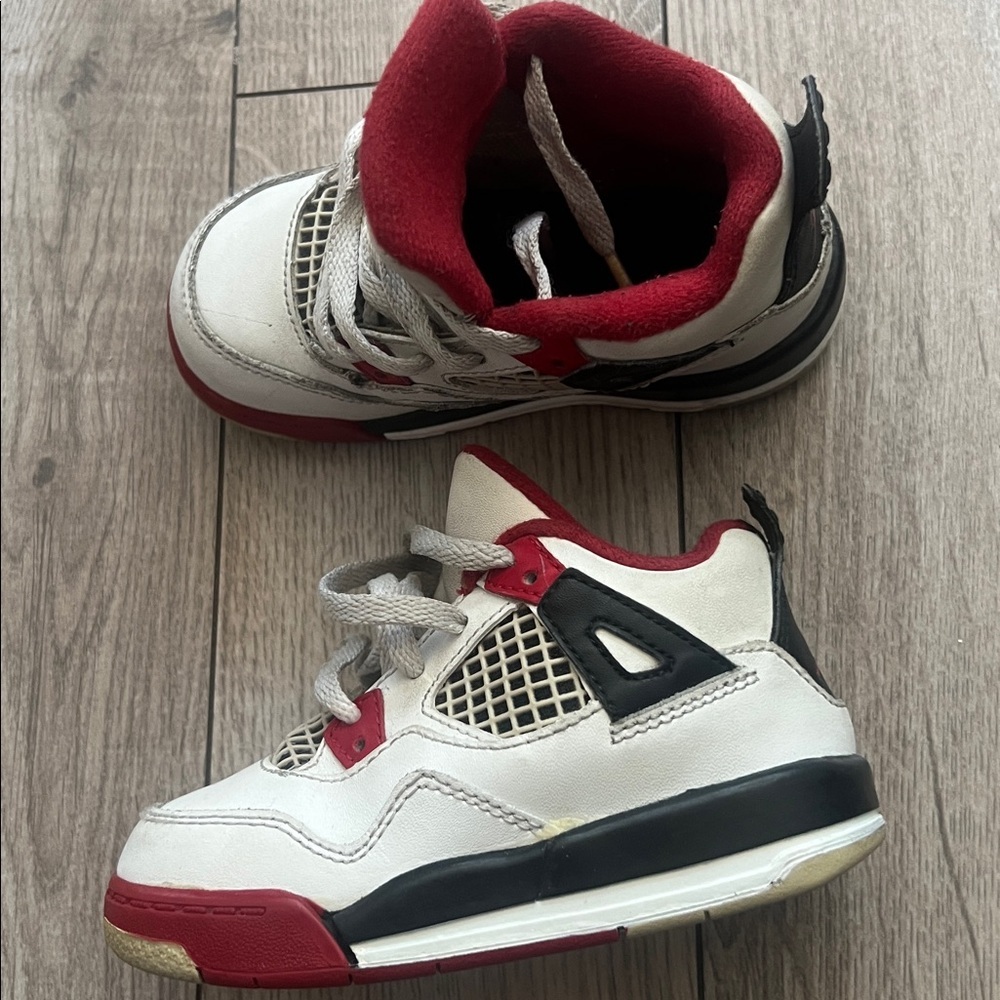 Jordan Toddler Sneakers - Picture 7 of 7
